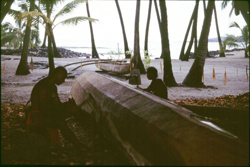 Mau Carving